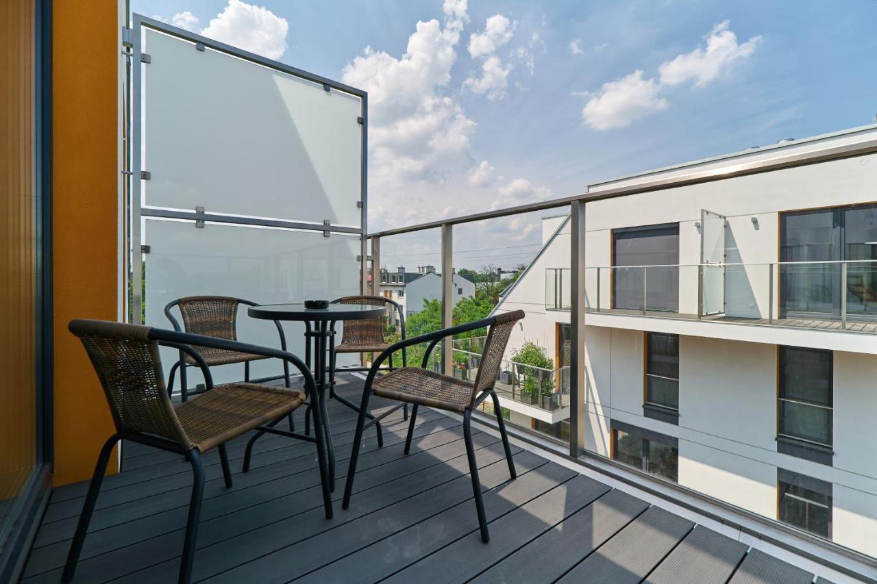 Villa Nova Lux Apartment Wroclaw Kowale By Noclegi Renters Exterior foto